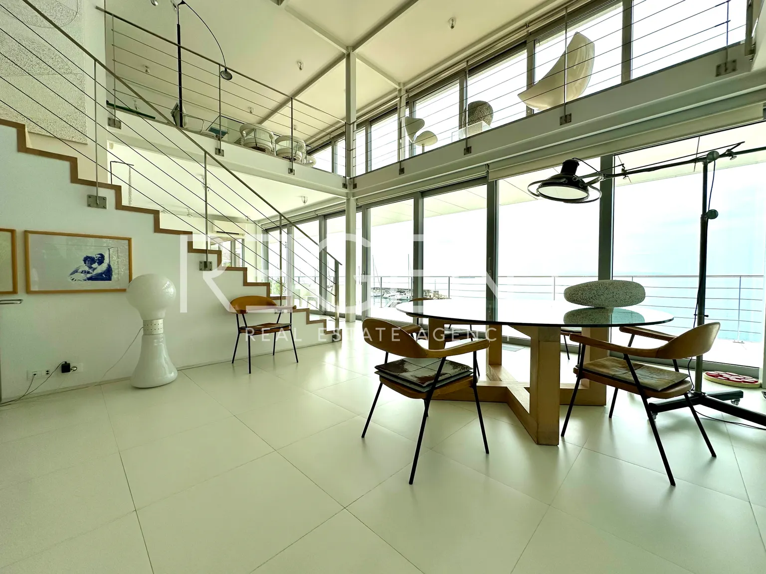 Rijeka - Moderní vila v první řadě u moře 600 m2