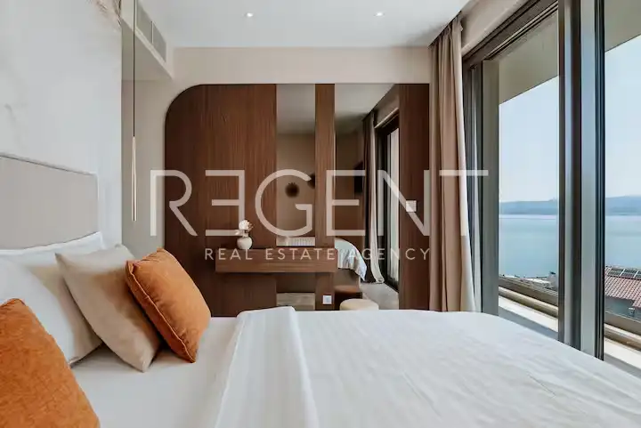 Vila 355 m², bazen, wellness i pogled na more – Split, Jesenice
