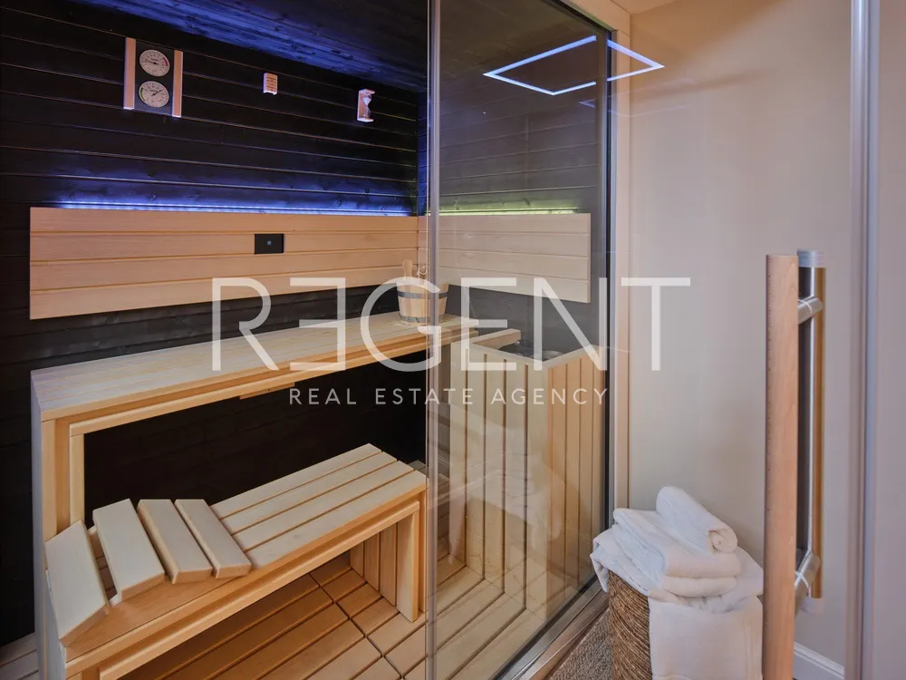 Trogir - Moderna vila s pogledom na morje 341 m2