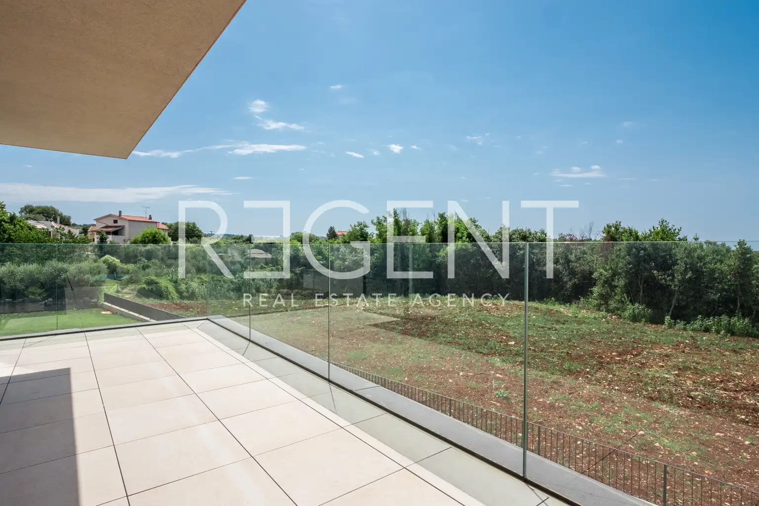 Istra, Labinci - Luksuzna vila s bazenom 303,34 m2