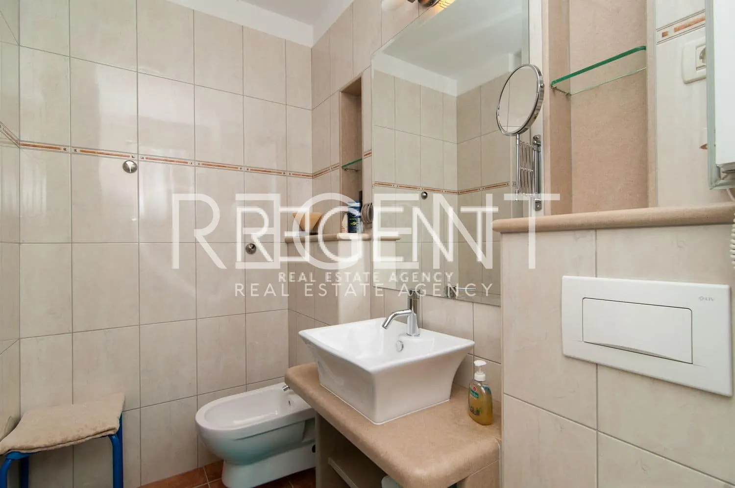 Brač, Mirca - kamenná vila s výhledem na moře, 300m2