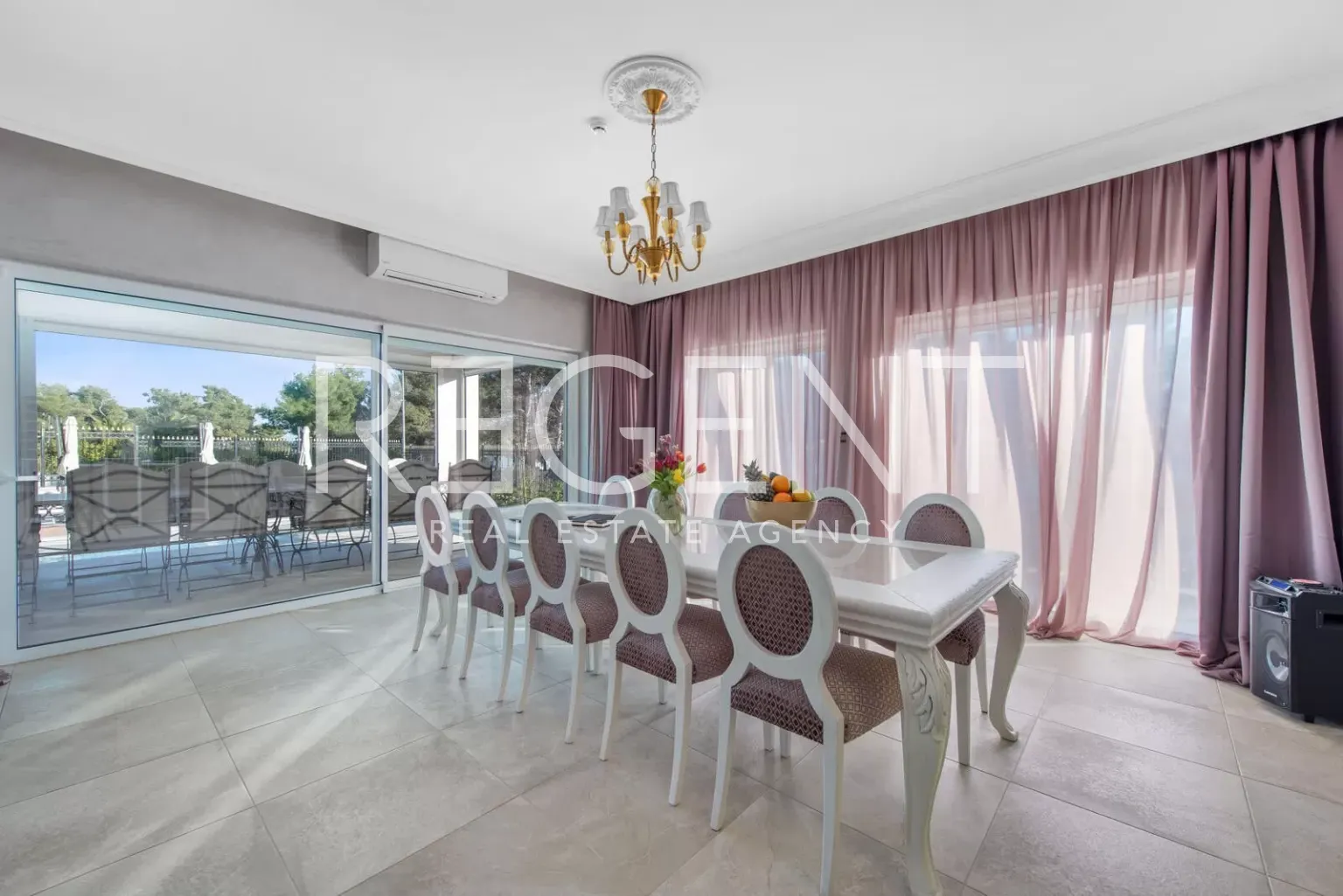 Šibenik, Vodice - luxusní vila s bazénem a panoramatickým výhledem 530m2