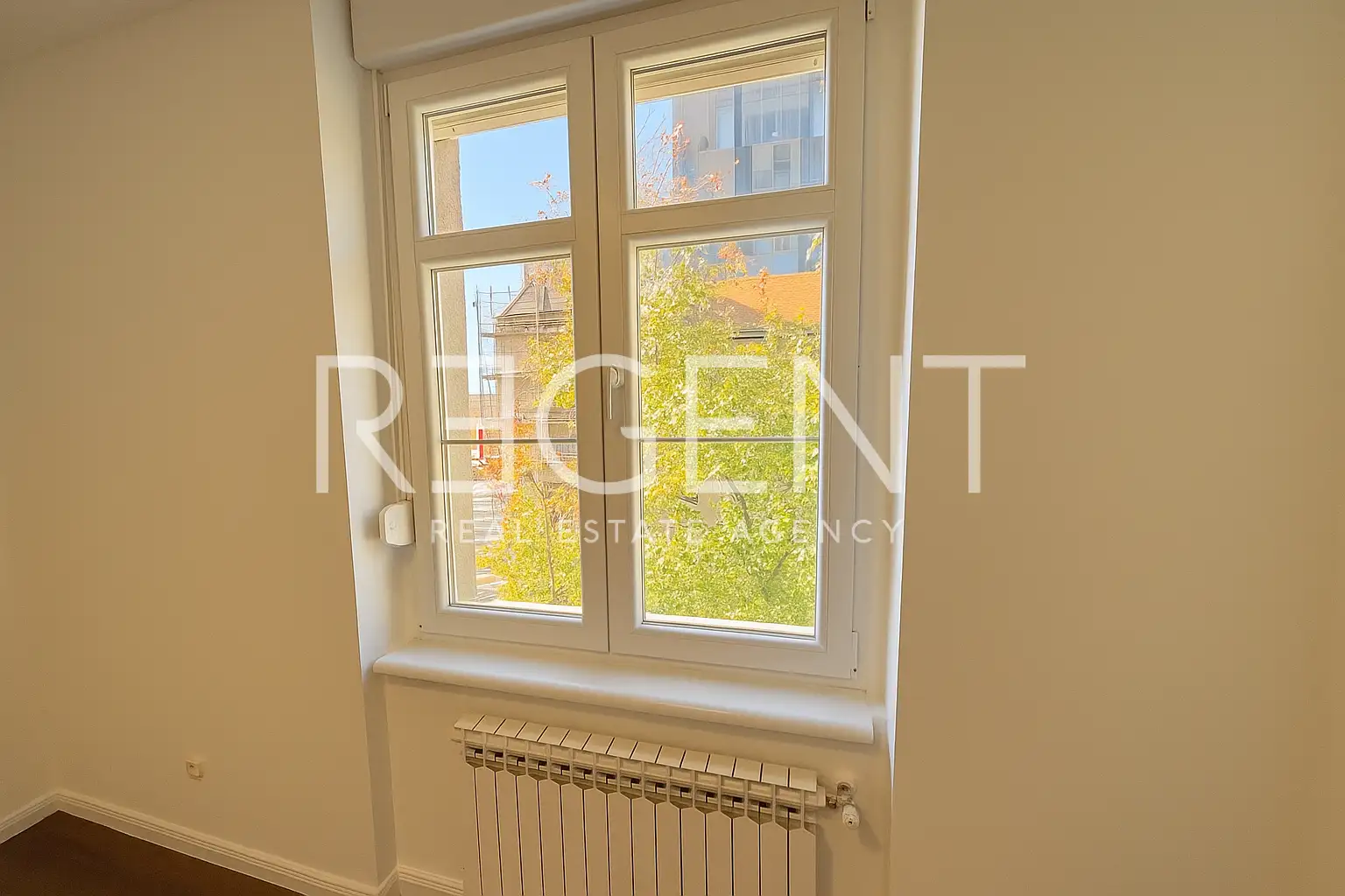 Загреб, Центр - Обновленная трехкомнатная квартира в самом центре города