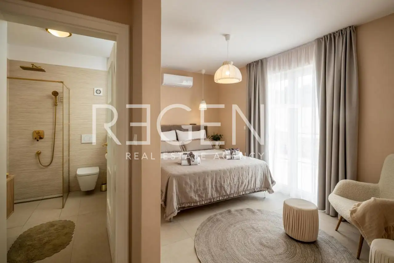 Rogoznica, Ražanj - authentische Villa mit Meerblick