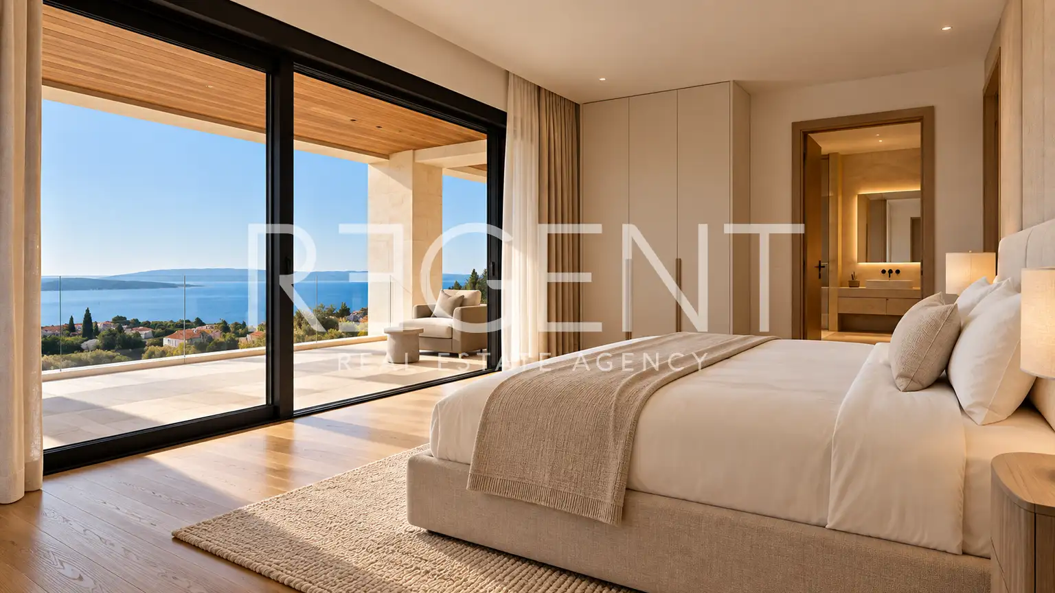 Villa 550 m², piscine, vue sur mer, 200 mètres de la mer — Ražanj