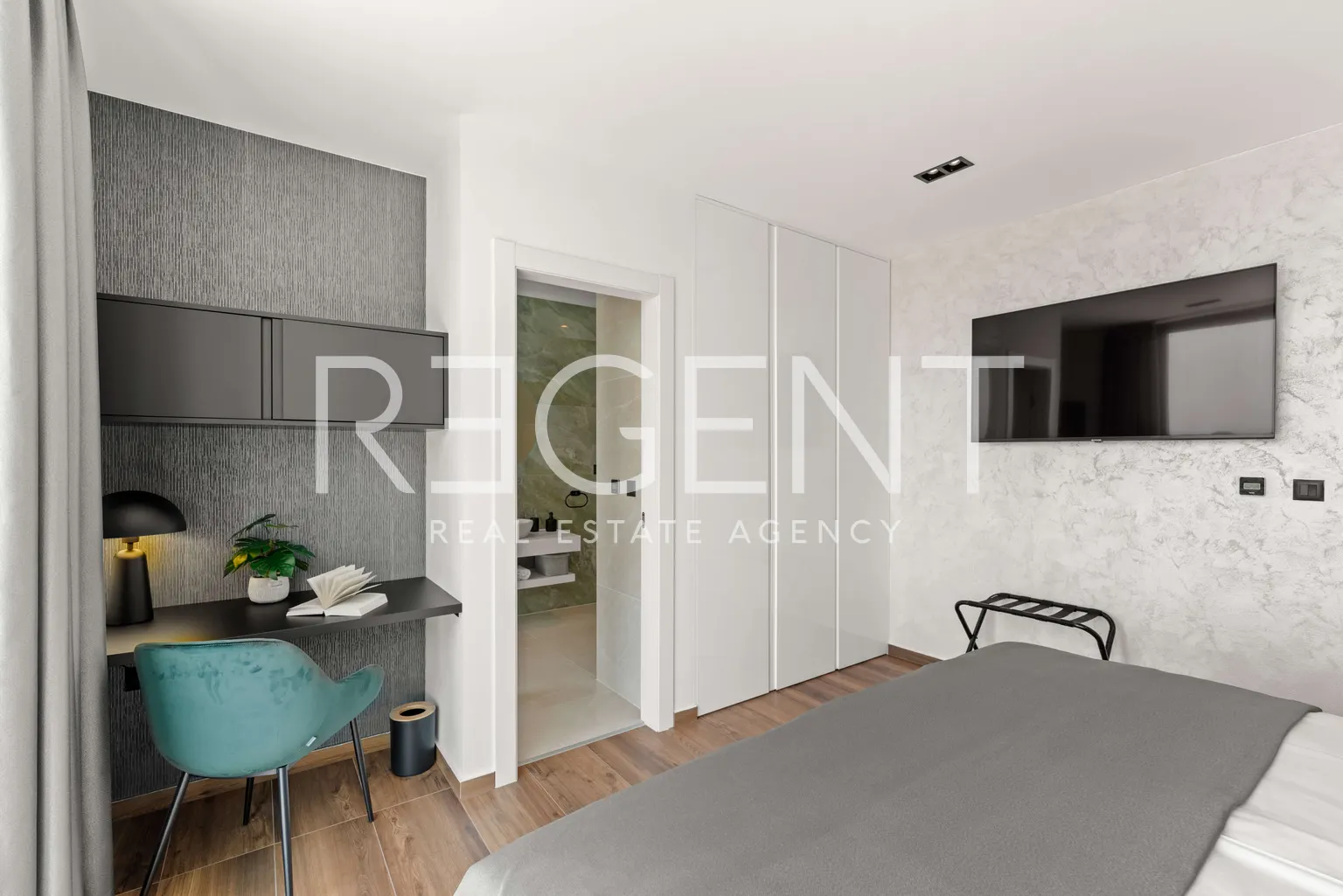 Istra, Poreč – Dizajnerska vila s pogledom na more 310 m2