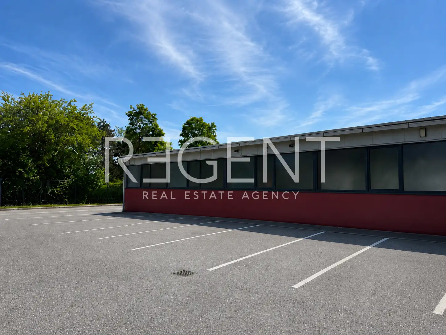 Facility 1,100 m² for rent, Buzin — office spaces, parking