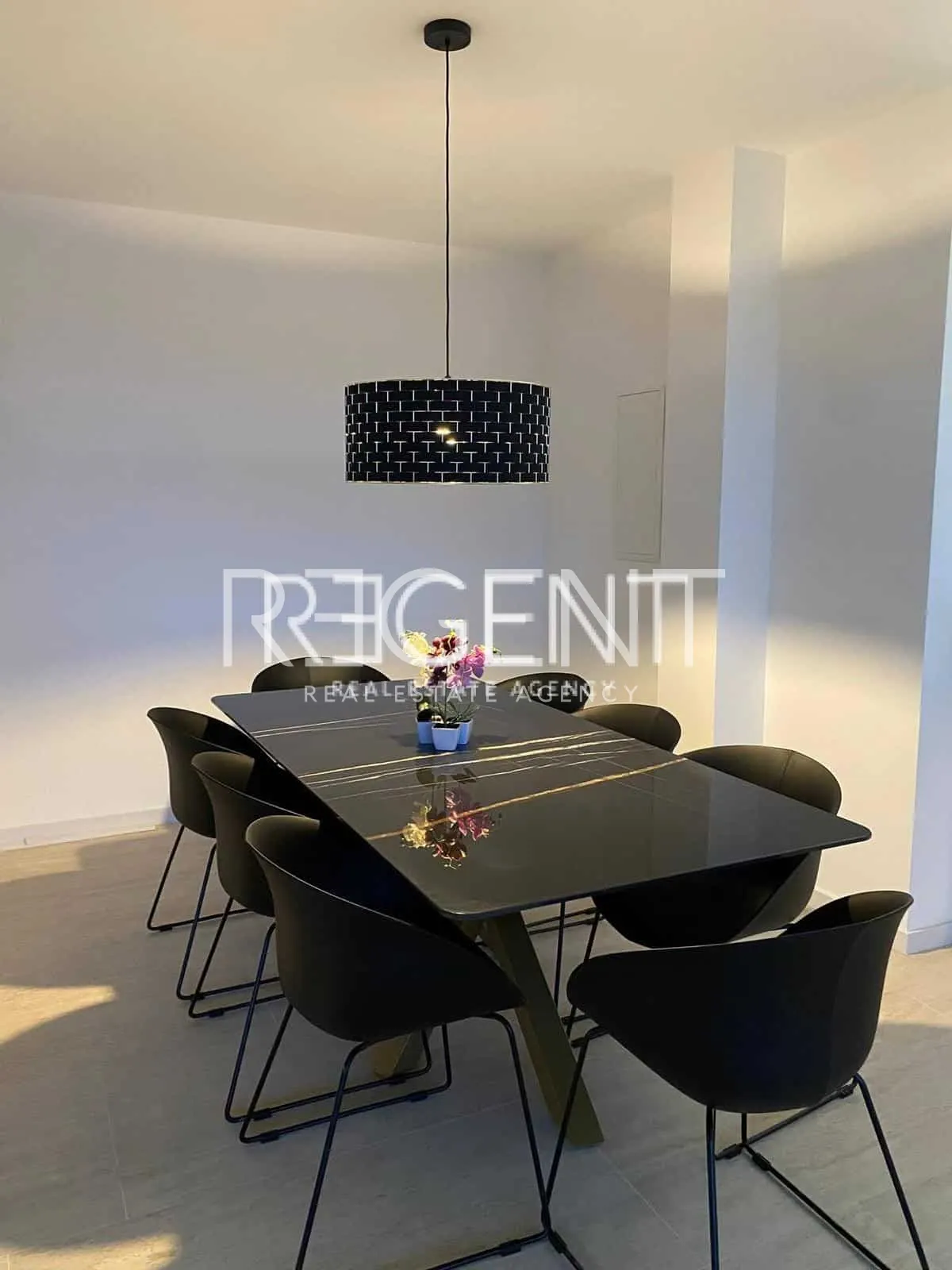 Makarska - Luxurious villa with three residential units