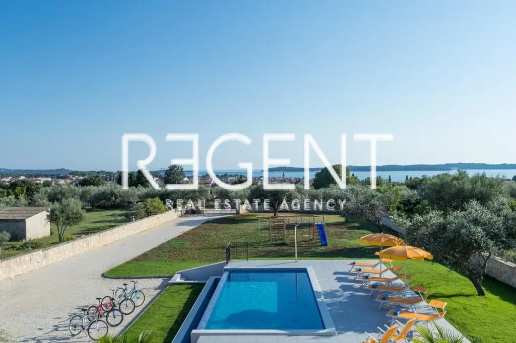Istrie, Fažana - Vila s bazénem 180 m2