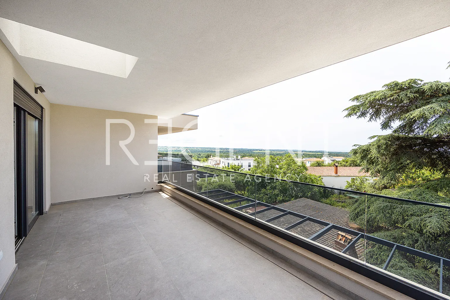 Istria, Tar - Attico esclusivo con terrazza panoramica in nuova costruzione 130 m2