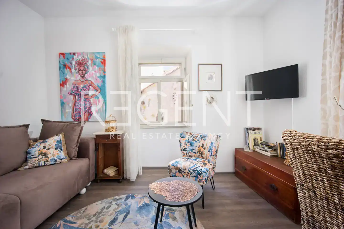 Trogir, centar- Kamena kuća 174 m2