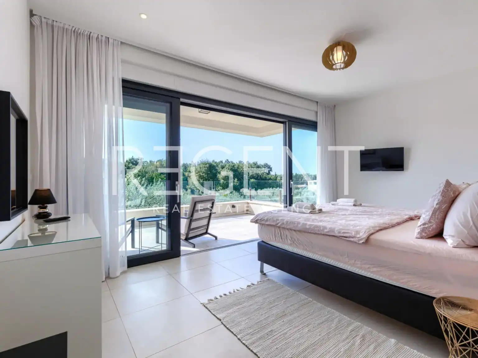 Istria, Novigrad - Attraente villa con piscina di 250 m2