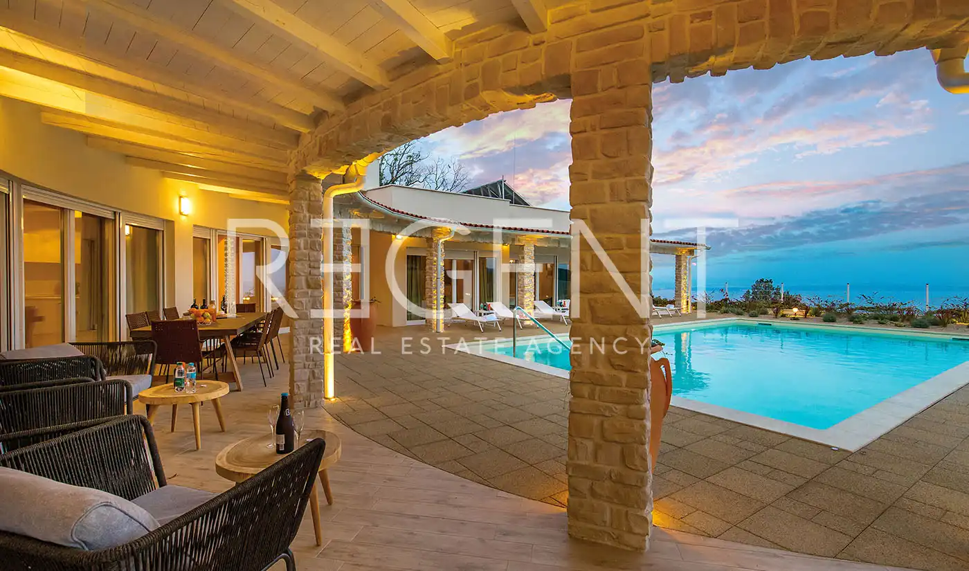 Opatija, Veprinac - Luksuzna vila na parceli od 1137 m2