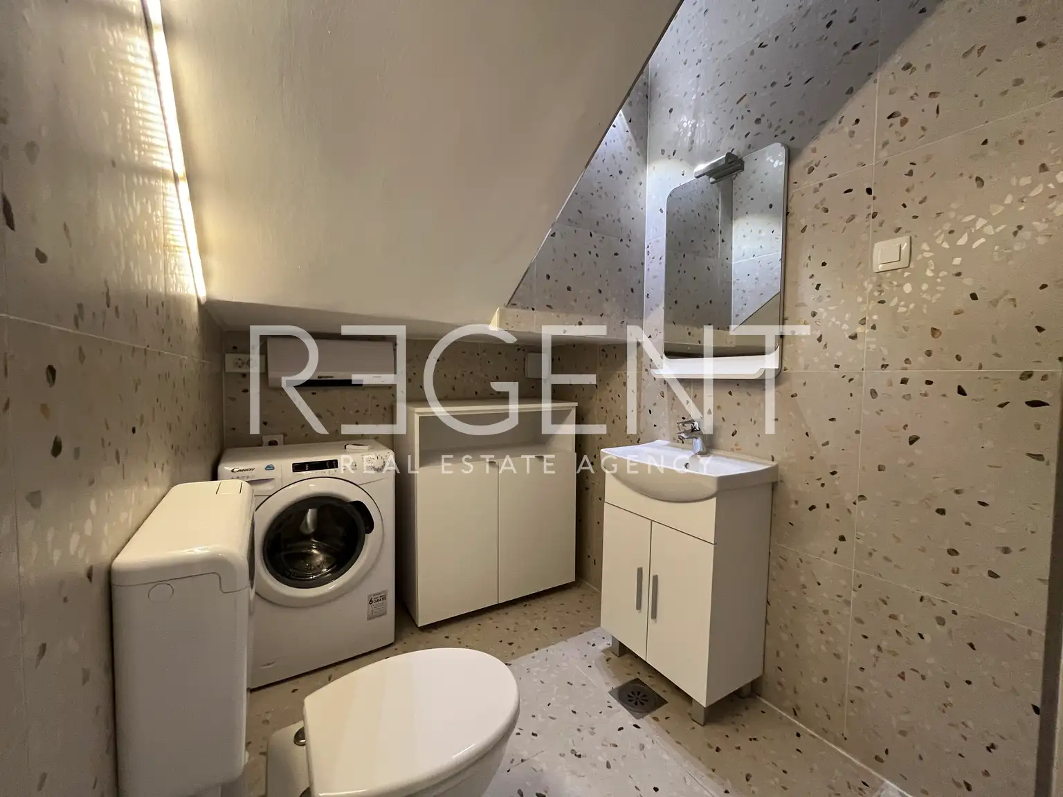 Zagreb, Malešnica - dvosoban stan s parkirnim mjestom i vrtom