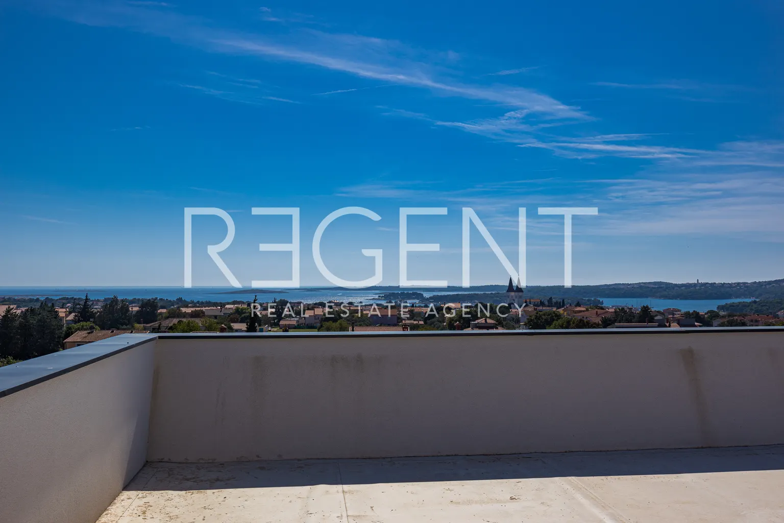 Istra, Medulin - Moderna vila 300 m2