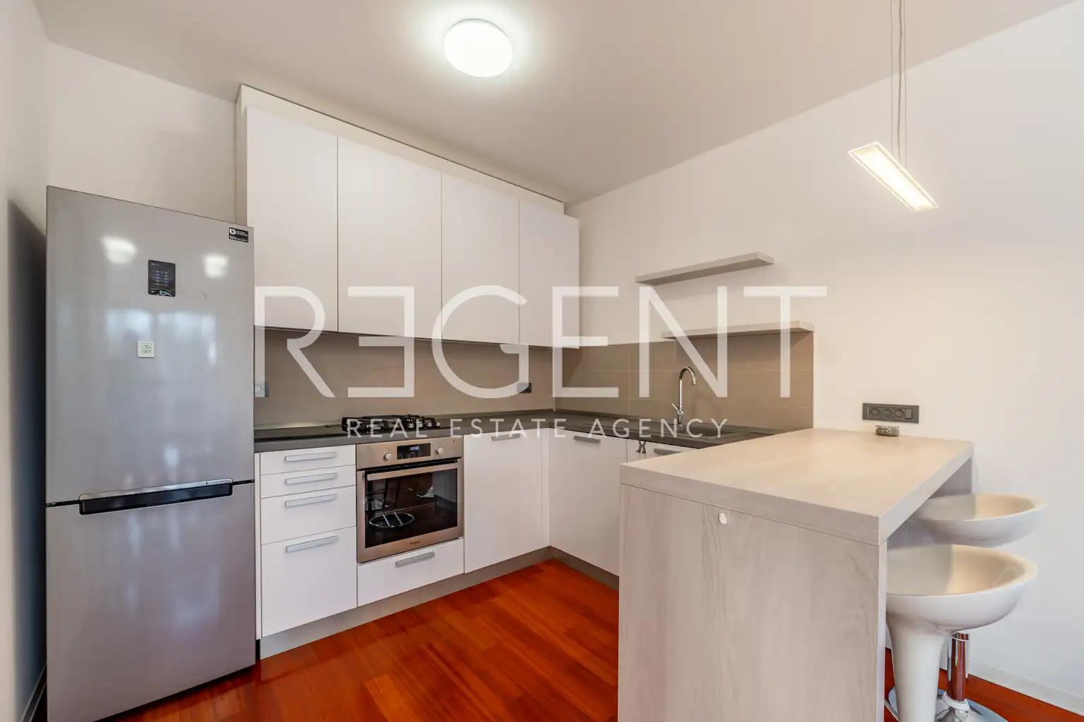 Zagreb, Remete - Atraktivan dvoetažni stan s pogledom na prirodu