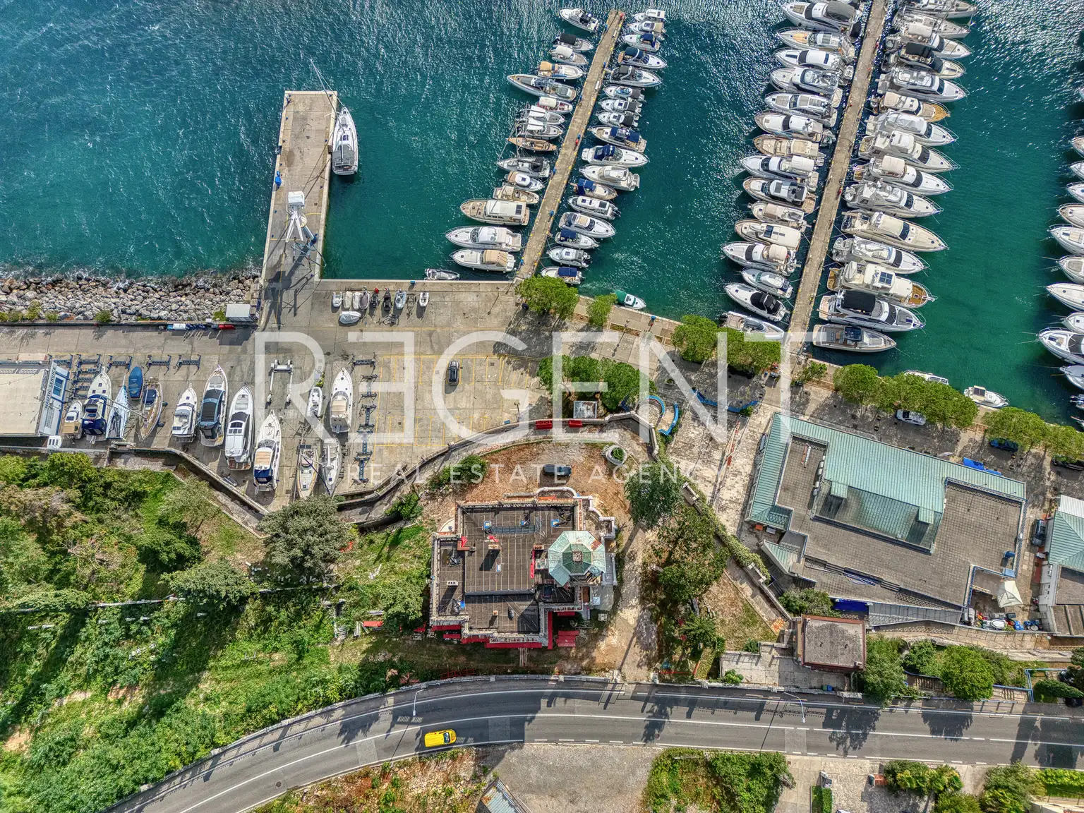 Ičići, Opatijska rivijera – povijesna vila s pogledom na more