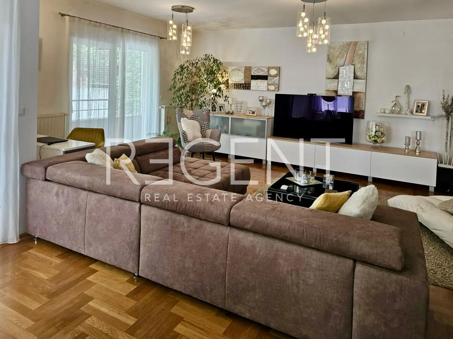 Zagreb, Vrapče - štirisobno stanovanje z garažo