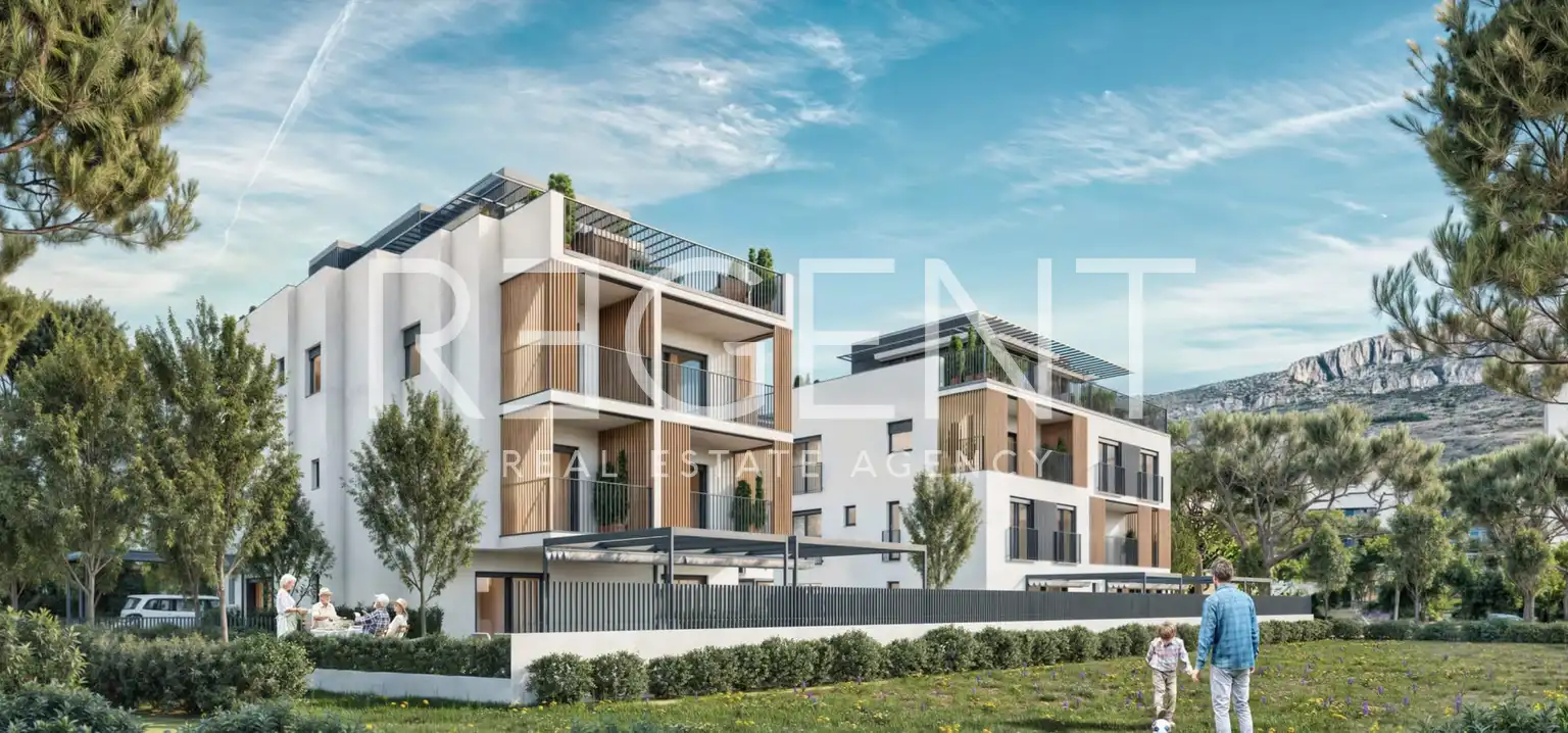 Kaštela – Moderno progetto residenziale e commerciale con vista mare
