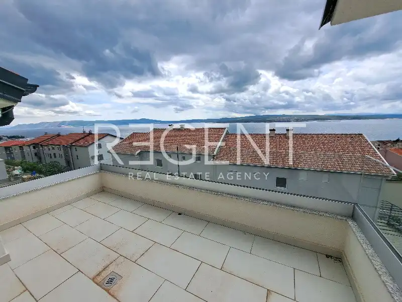 Crikvenica - Četverosoban stan s terasom 110 m2, novogradnja