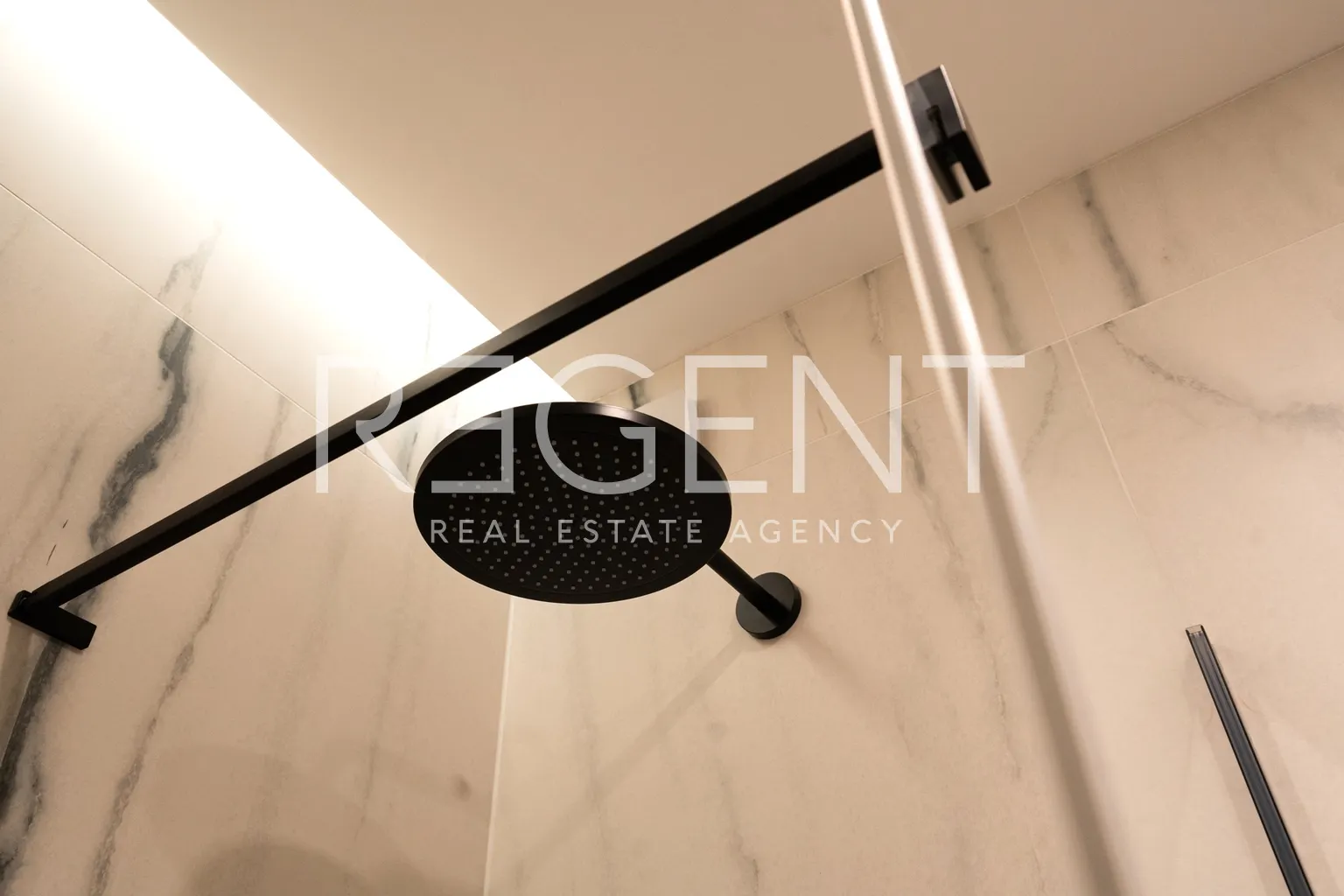 Opatija – Moderný trojizbový byt s výhľadom na more 139,9 m2