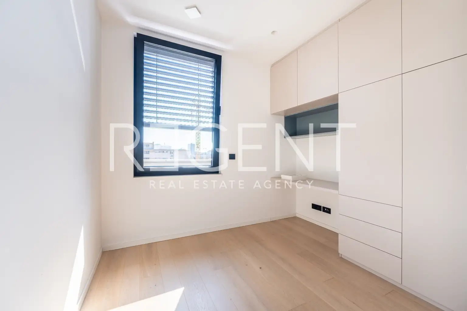 Zagabria, Centro - Moderno appartamento con tre camere da letto in affitto