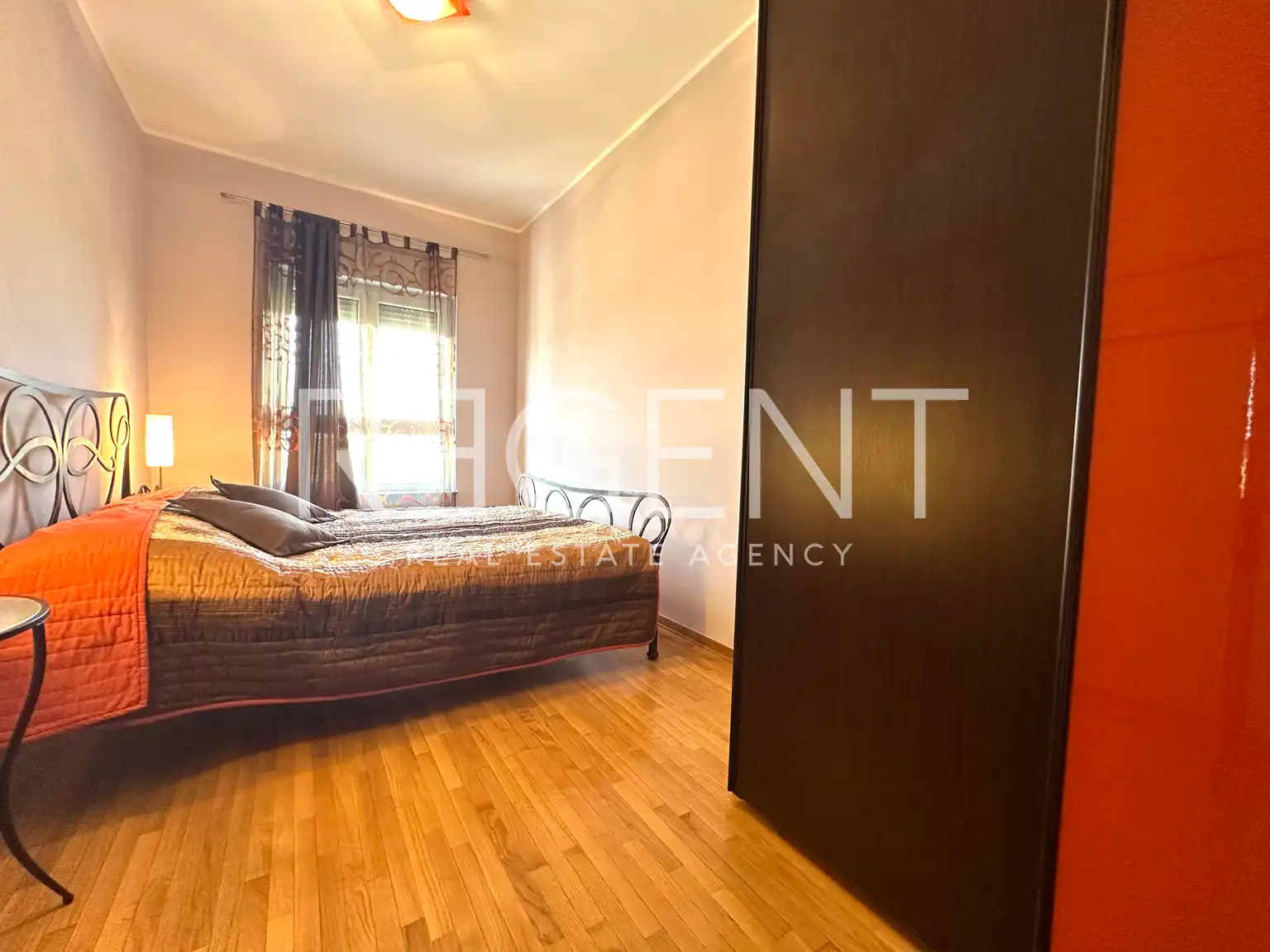 Záhreb, Središće - Trojizbový byt 65 m2 prenájom, DLHODOBÝ