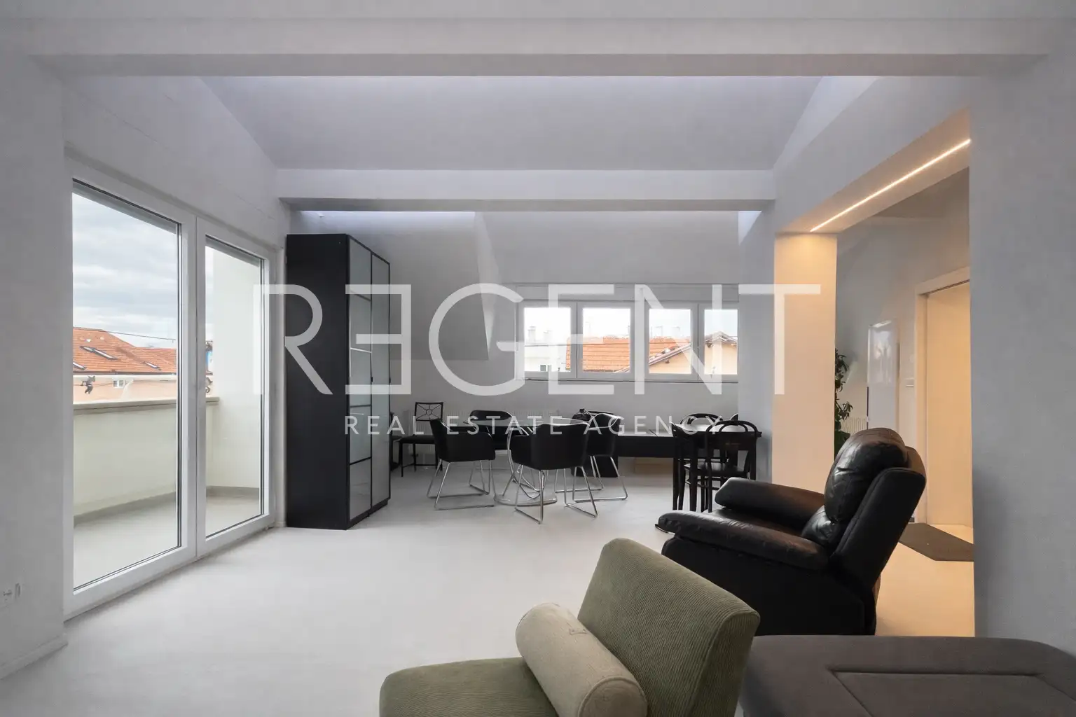 Zagreb, Malešnica - dvoetažan stan s parkirnim mjestom i vrtom