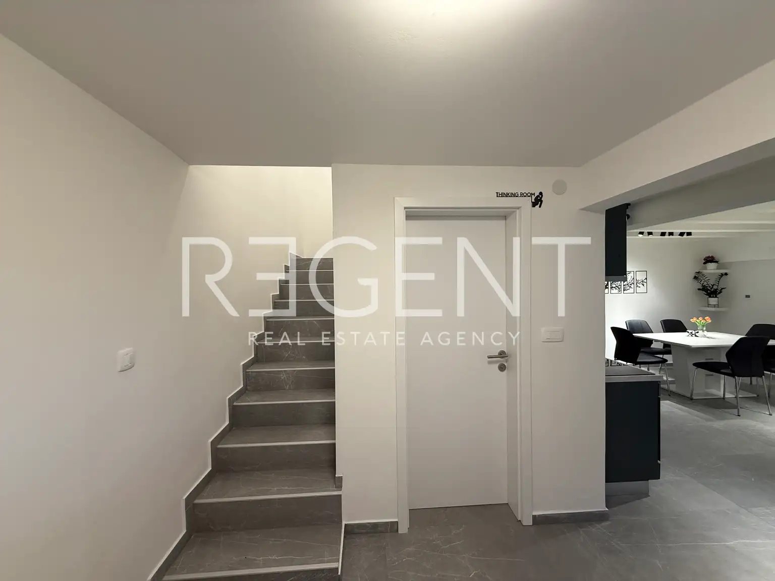 Zagreb, Borongaj - prostrani šesterosoban stan