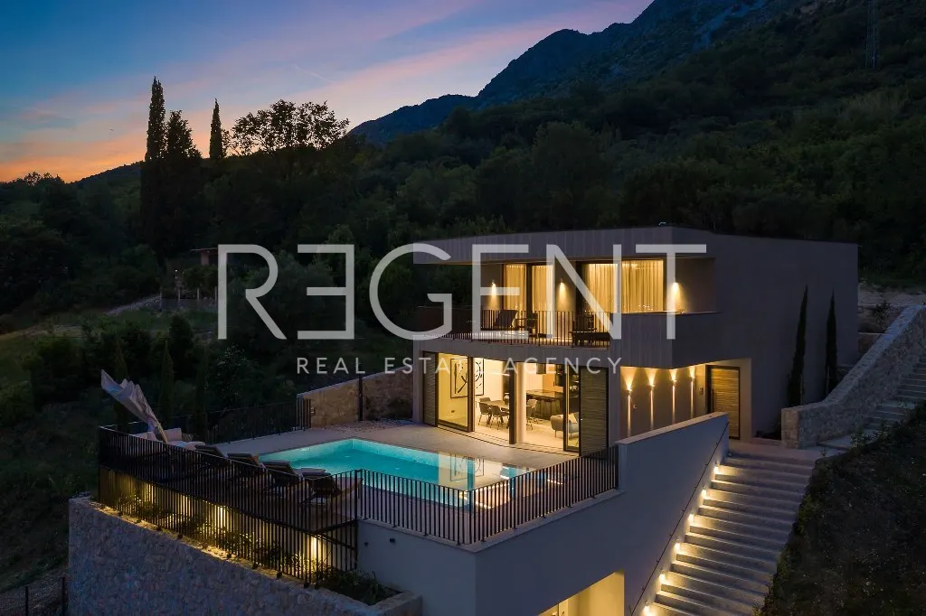 Dubrovník - Elegantná vila moderného dizajnu 394 m2