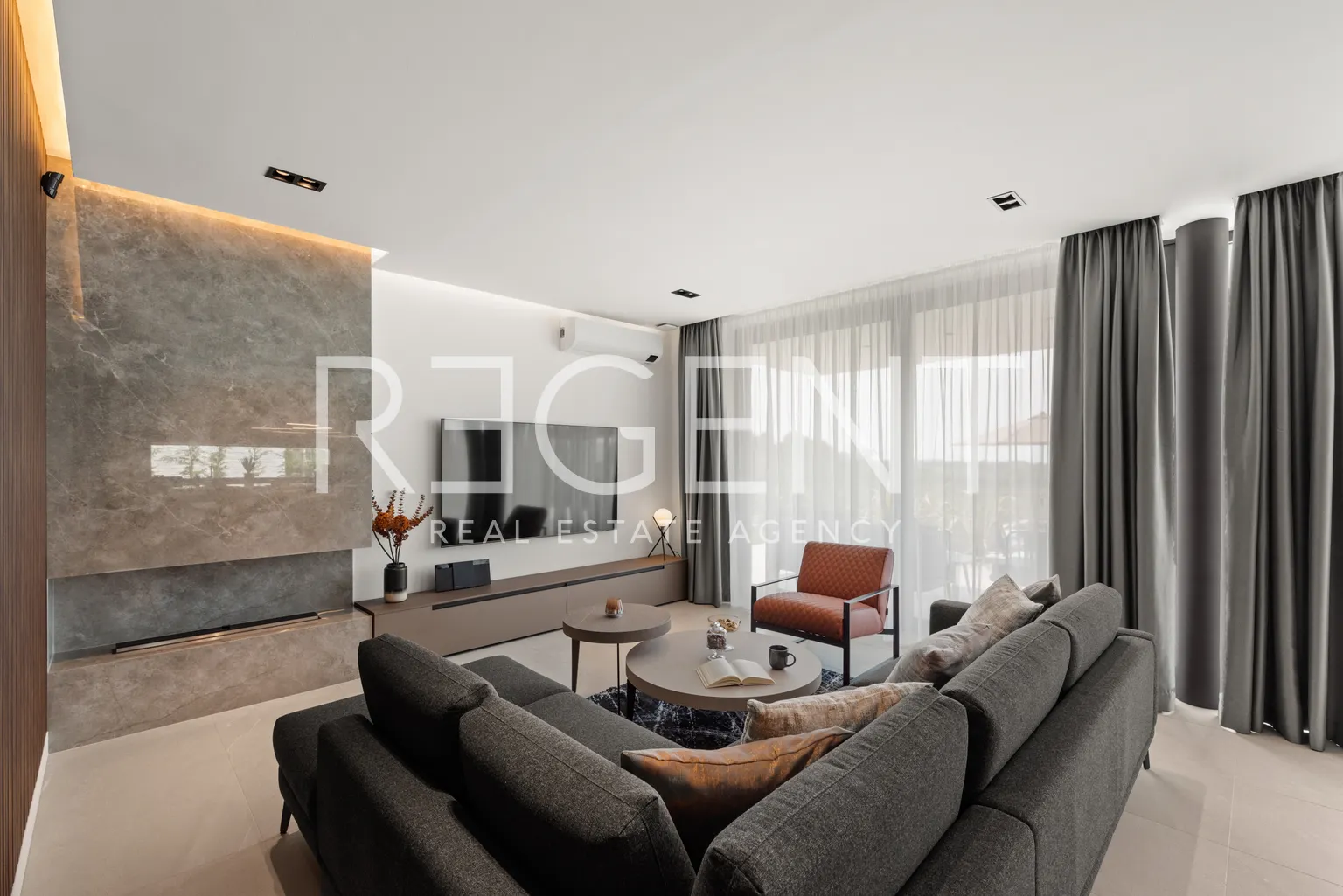 Istra, Poreč – Dizajnerska vila s pogledom na more 310 m2