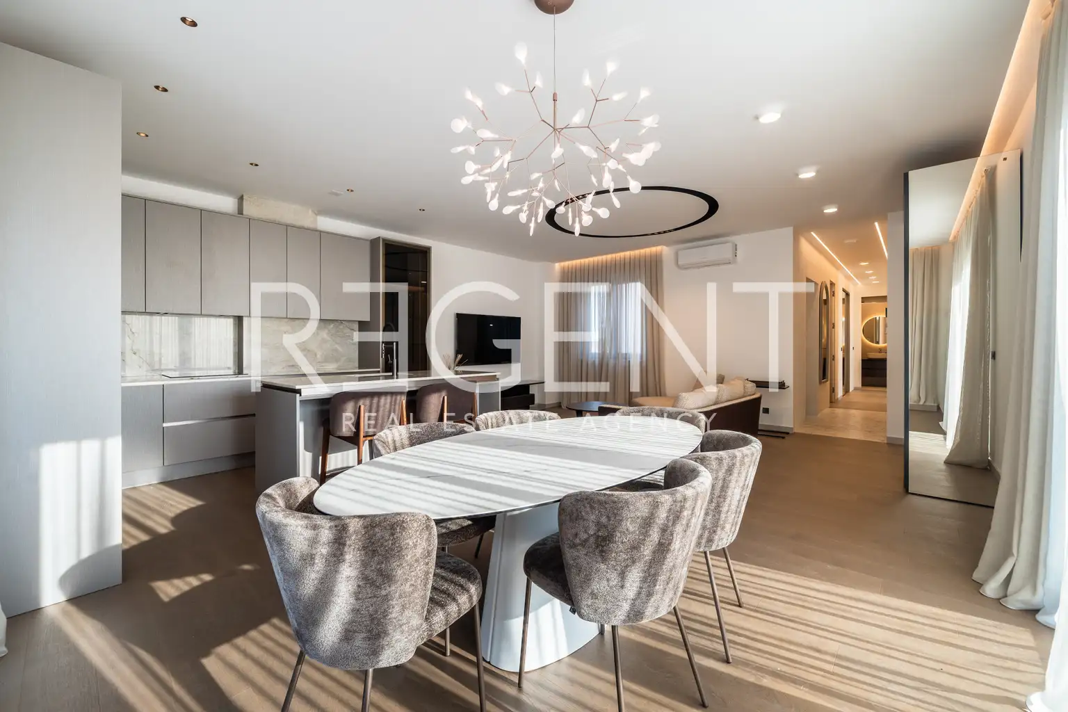 Penthouse 123 m², Maksimir — première location, ascenseur privatif, garage