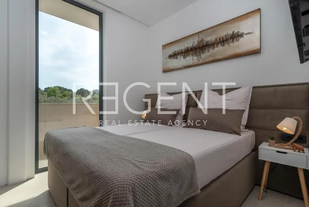 Trogir, Čiovo – Penthouse, 227 m² s 360° terasom i wellnessom