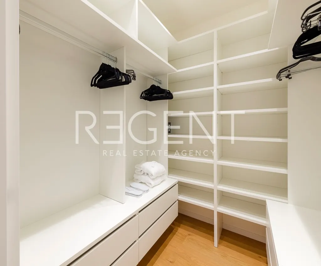 Hvar – Moderna vila s pogledom na more 195 m2