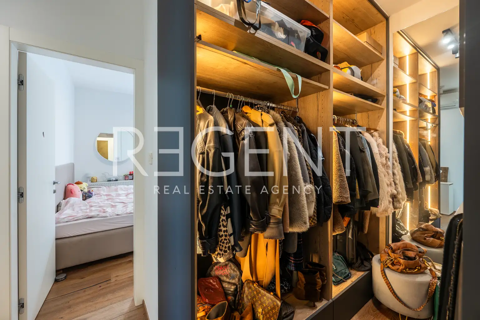 Zagreb, Mlinovi - Appartamento 119 m², quadrilocale, secondo piano, parcheggio