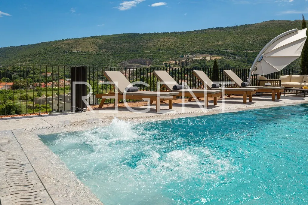 Dubrovník - Elegantná vila moderného dizajnu 394 m2