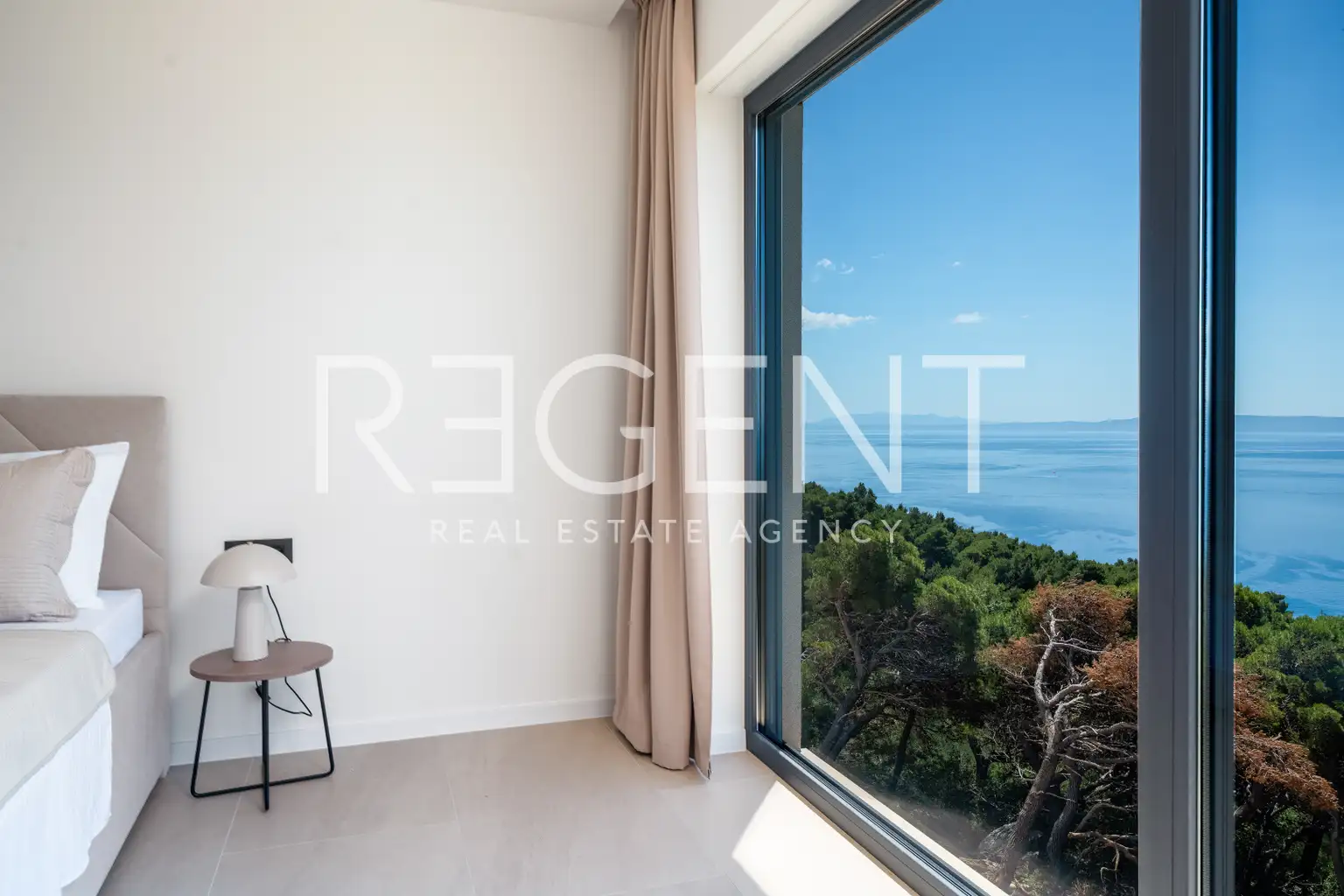 Makarska, Brela - Luxusná vila s panoramatickým výhľadom na more 317 m2