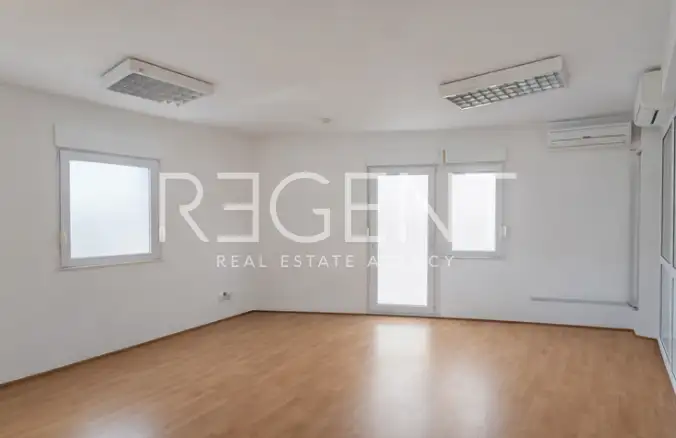 Split, Mejaši - Poslovni prostor na atraktivnoj lokaciji