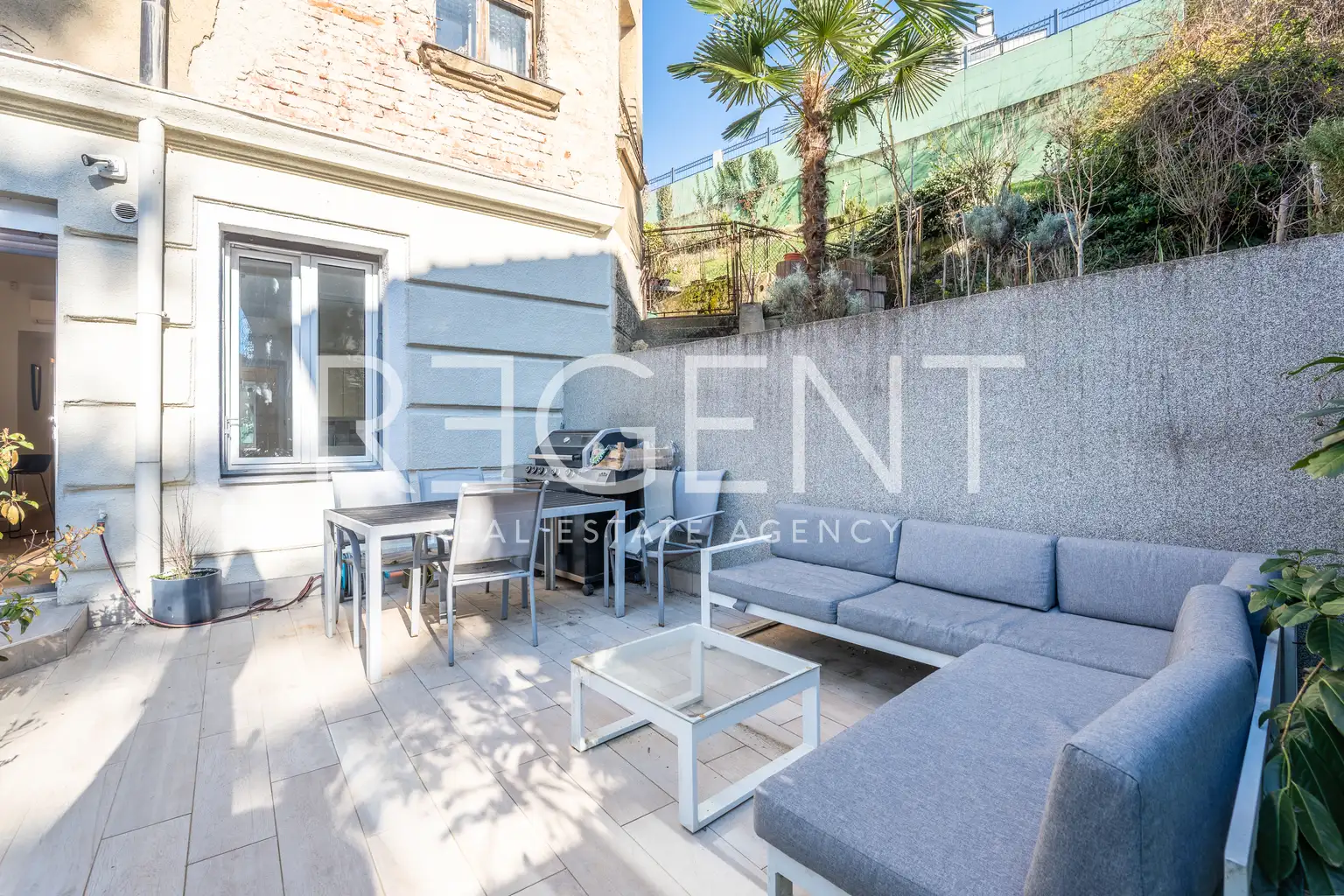 Zagreb, Nazorova Straße - Renovierte Dreizimmerwohnung, eine Seltenheit auf dem Markt