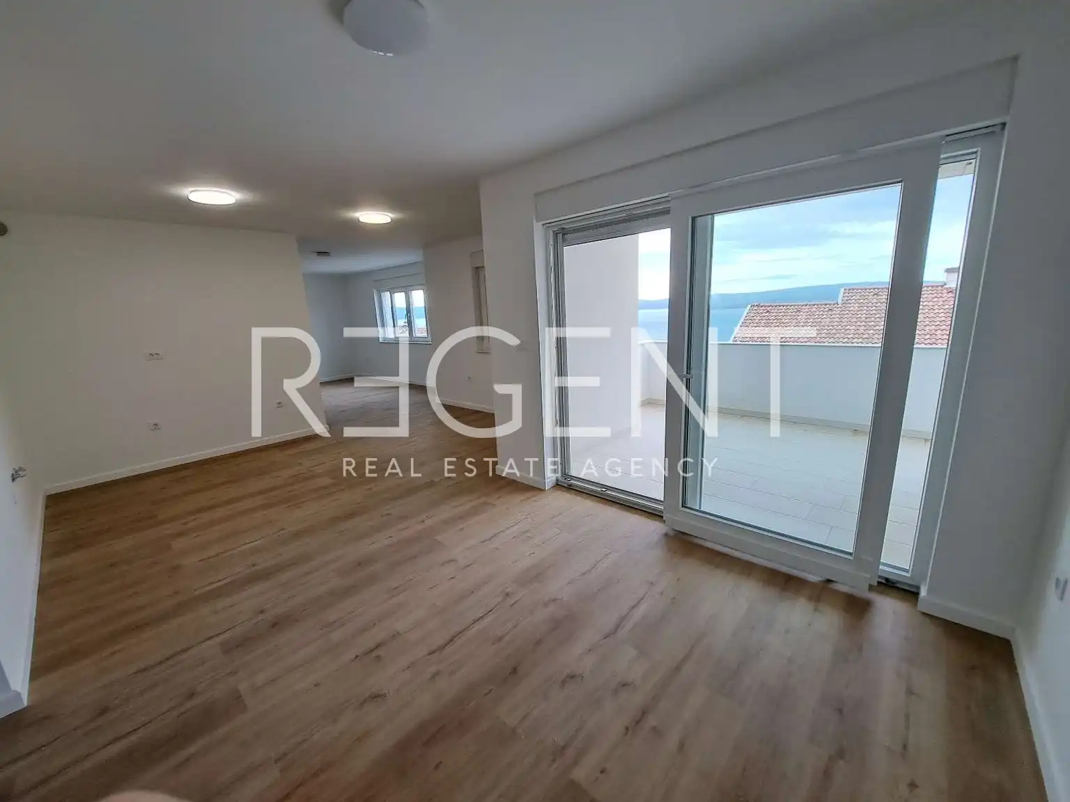Crikvenica - Četverosoban stan s dvije terase 123 m2, novogradnja