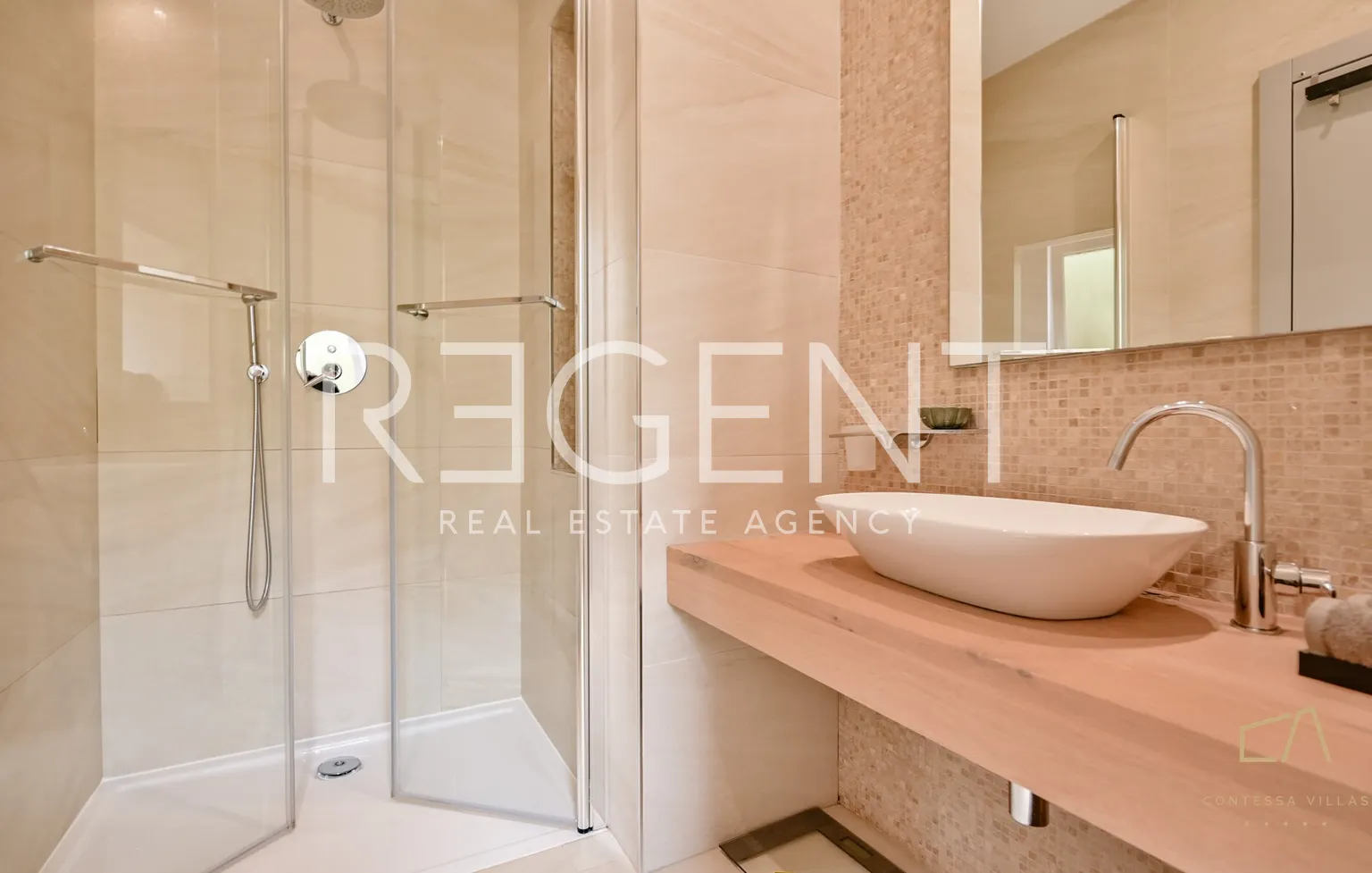 Krk - Luxusní vila k pronájmu 160 m2