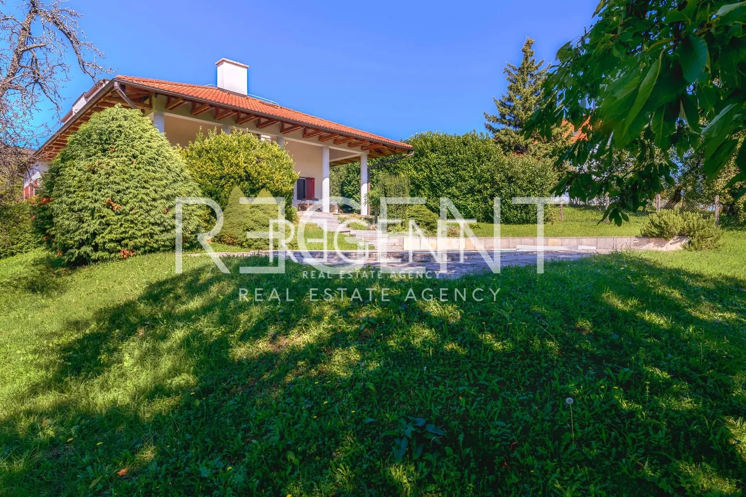Zagabria, Šestine - Villa familiare circondata dal verde 550 m2