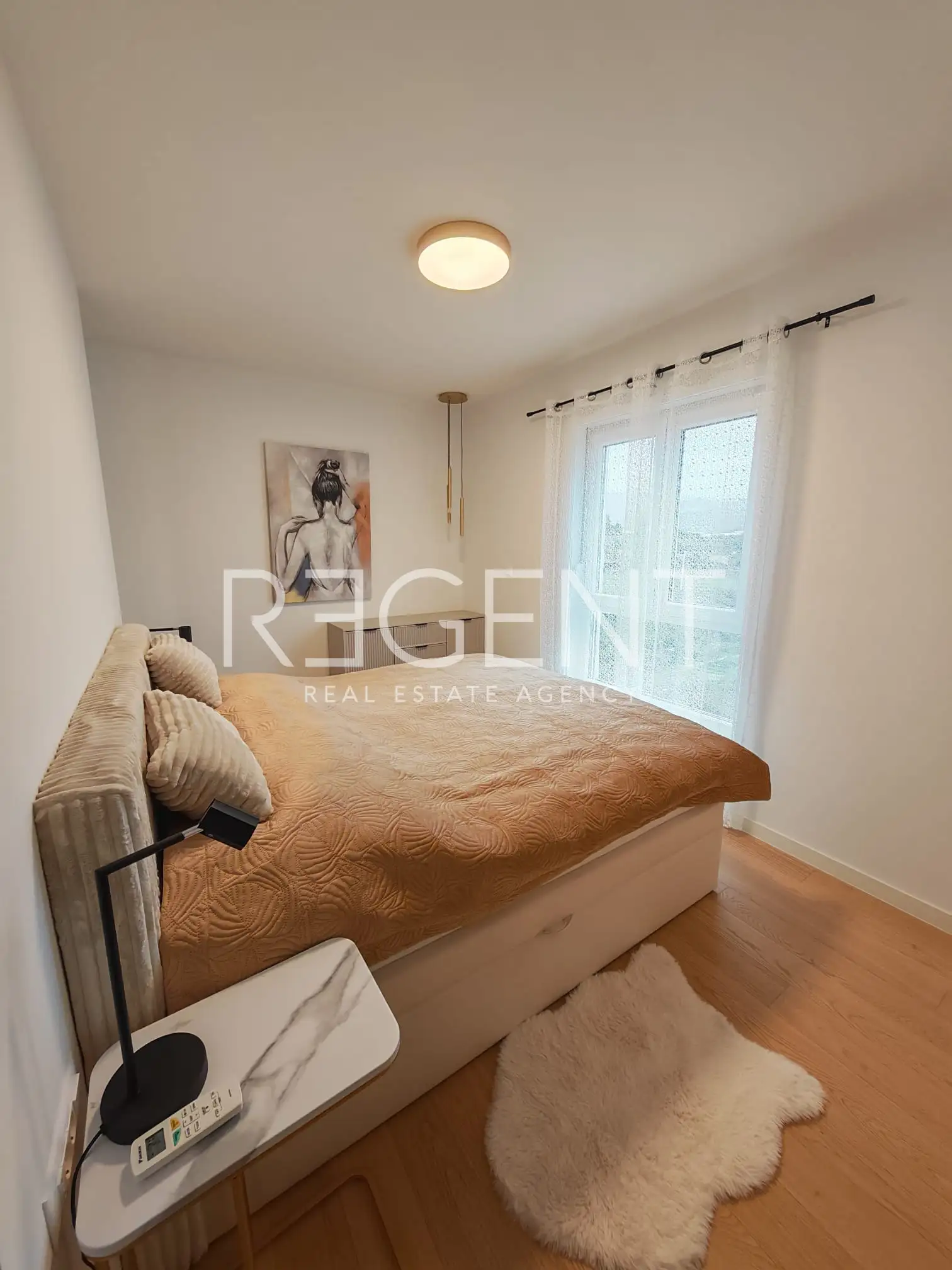 Split, Duilovo - Dvojizbový byt s loggiou a výhľadom na more