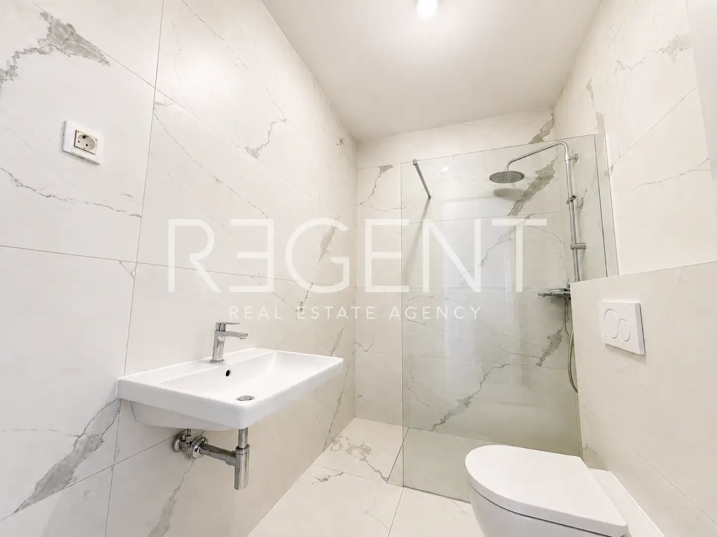 Stan 58 m², Trnje — 2S, loggia, garažno mjesto