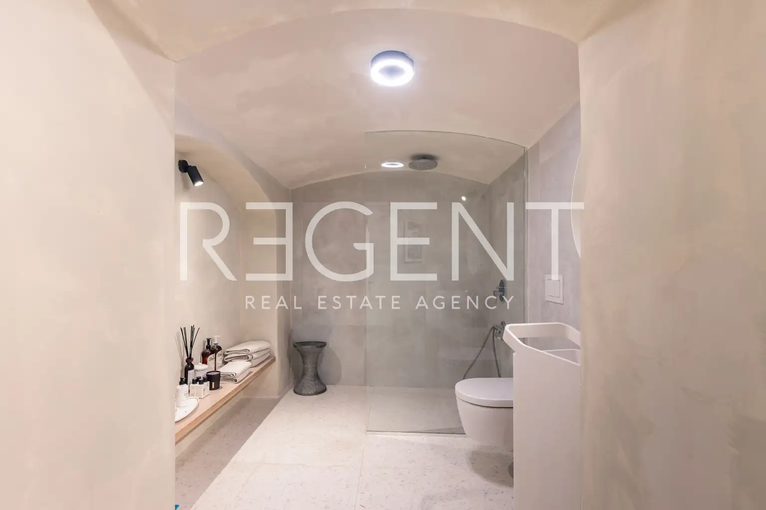 Zagreb, Vinogradska – Dizajnerski dvoetažni stan s vrtom i terasom