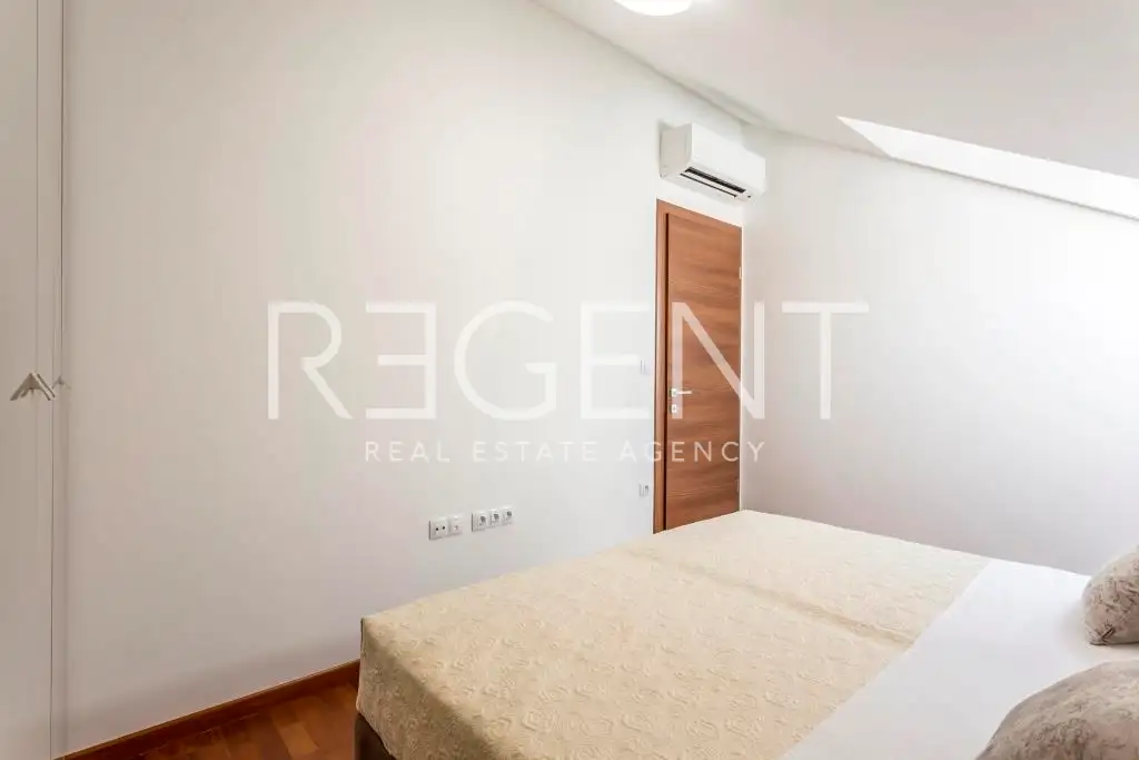 Podstrana - Trojizbový byt s terasou