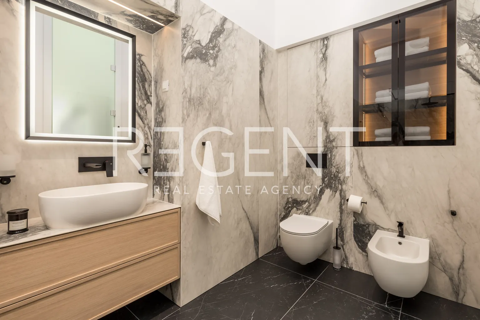 Opatija, Centar - Appartement de luxe dans une villa dans un emplacement unique, 114 m2