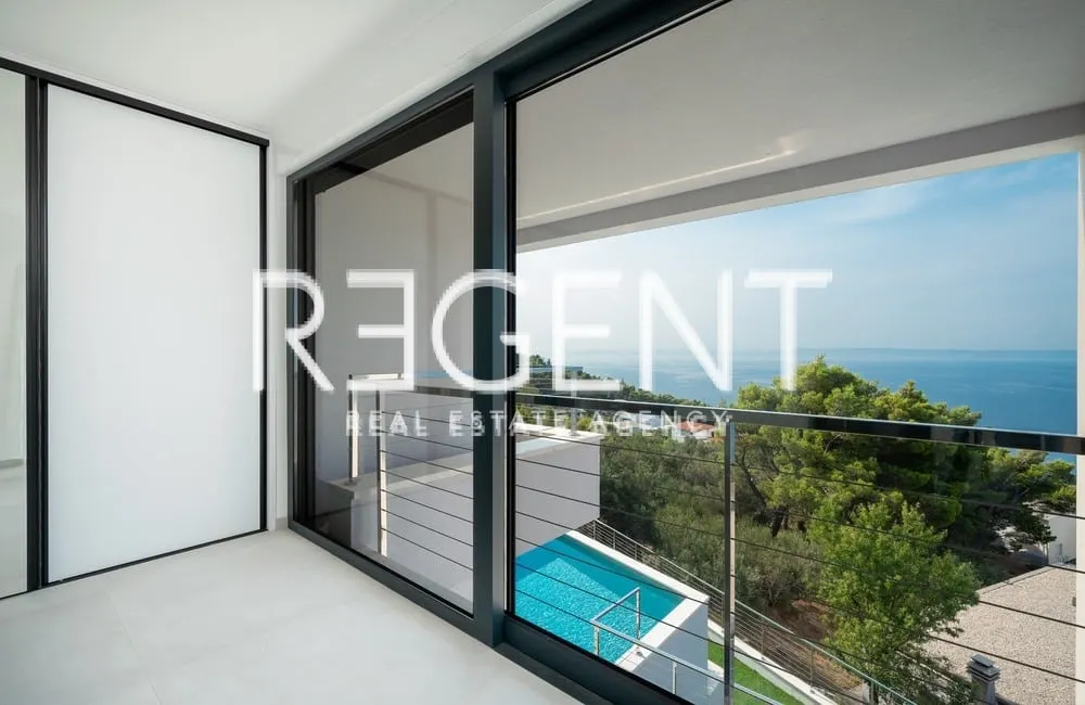 Makarska, Brela - Luksuzna vila s pogledom na more 268 m2
