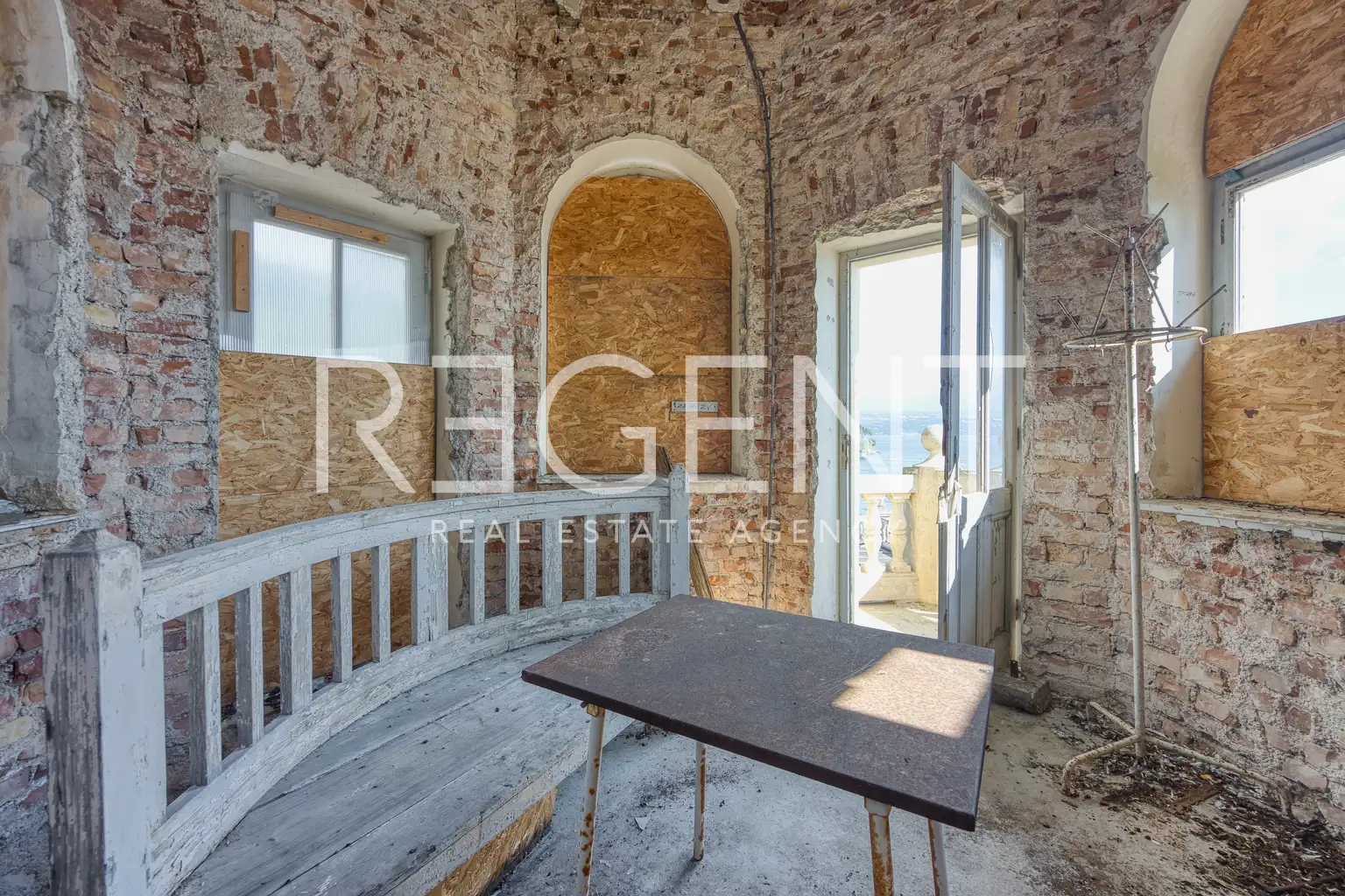 Ičići, Opatijska rivijera – povijesna vila s pogledom na more