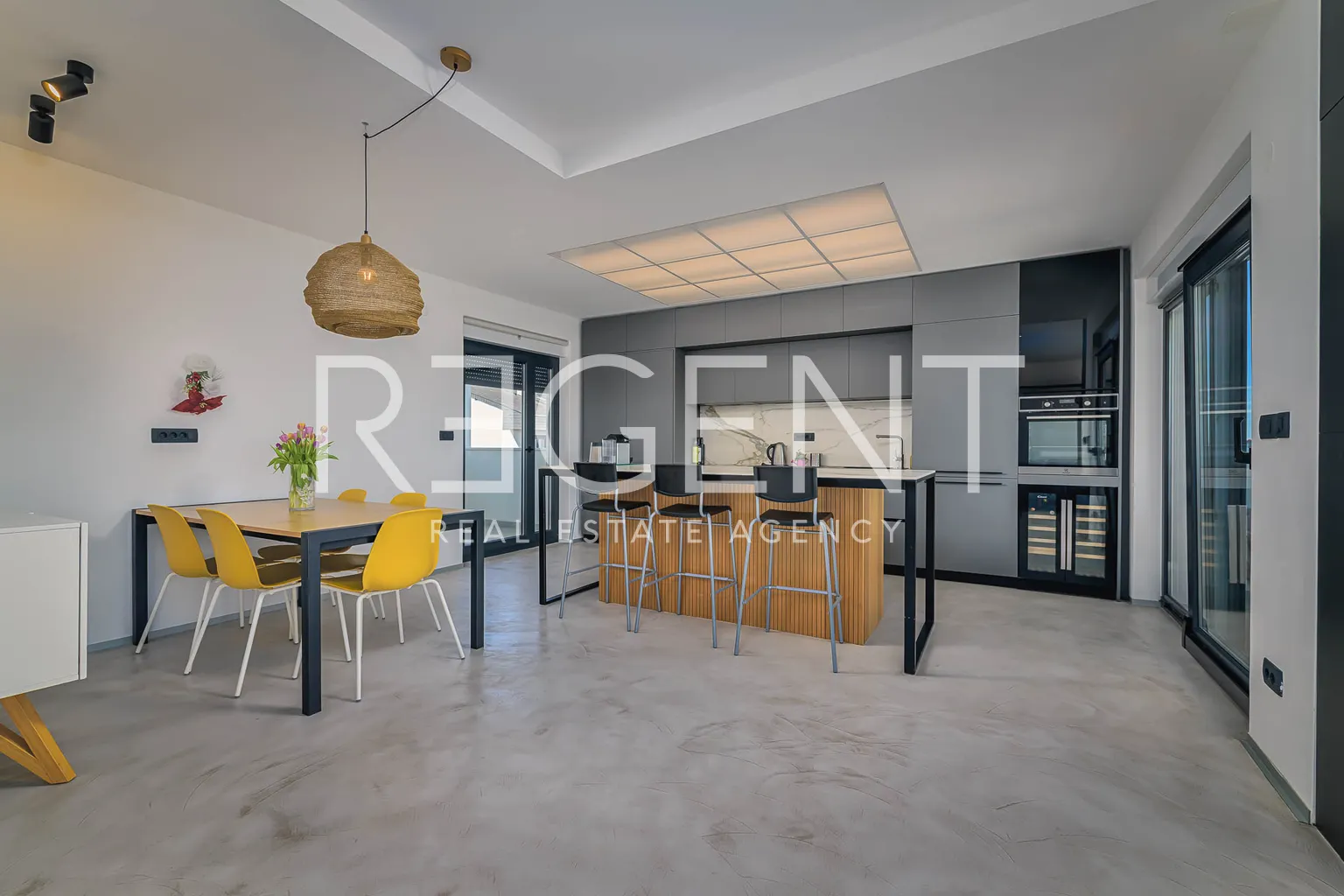 Zagrzeb, Remete: Luksusowy penthouse 105m2 do wynajęcia